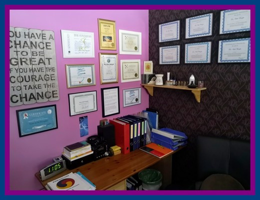 Healing Space With Desk